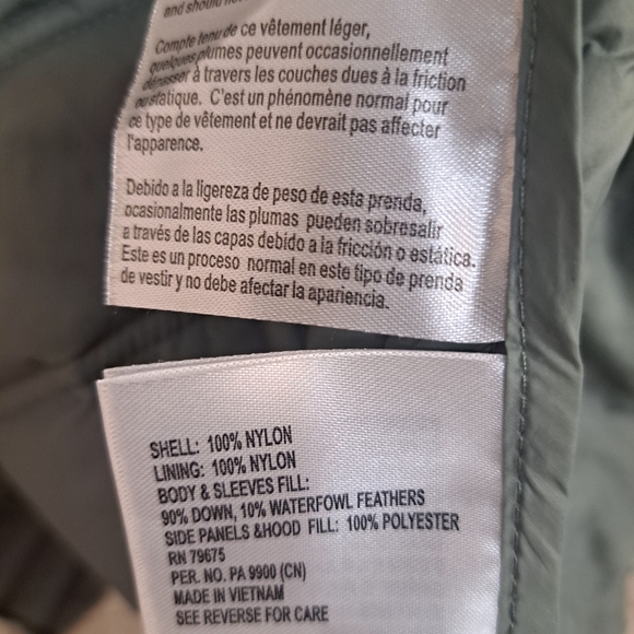 Michael Kors Women's Puffer Jacket - Black and Green - Picture 7 of 11